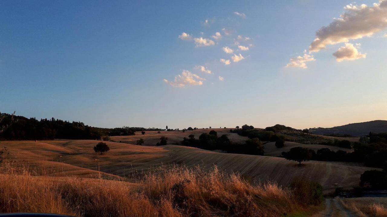 Podere Pievina Delle Corti - Dimora Di Campagna Sinalunga Exterior foto